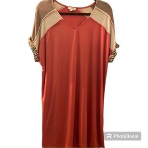 Umgee dress, size M, soft Tshirt style  fabric, nice color blocking.  Hi/low hem